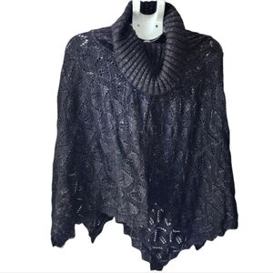 Maurices black/silver Crochet batwing shawl w/arm holes, sz L